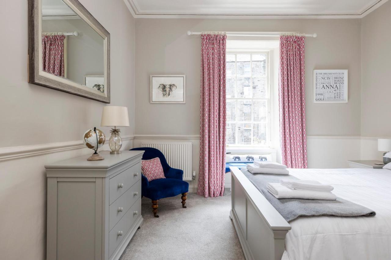 Elegant 2-bedroom In Centre * EDI