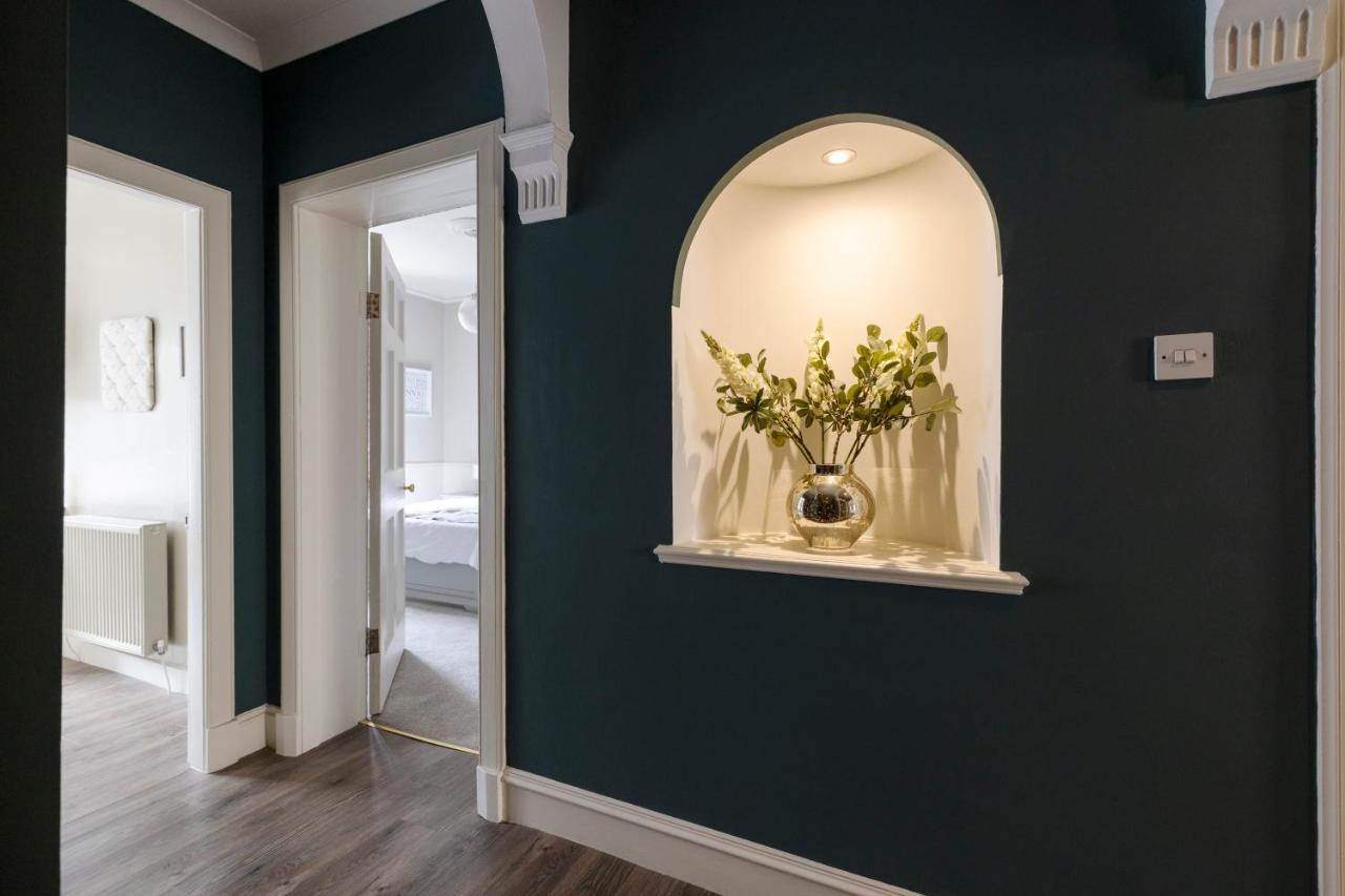 Apartment Elegant 2-bedroom In Centre